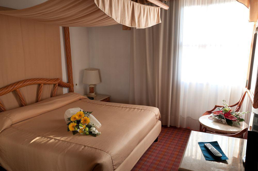 SantʼAngelo Hotel Villa Isabela מראה חיצוני תמונה